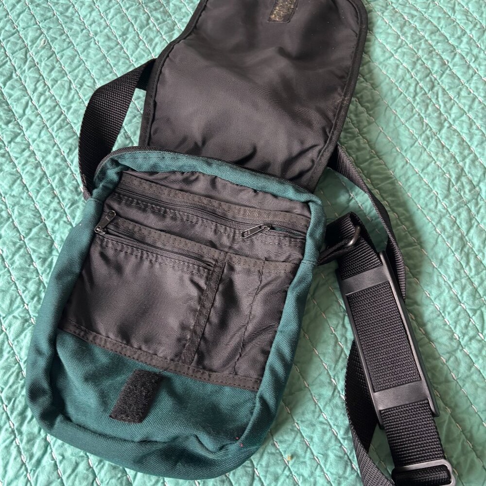 Eagle Creek Crossbody / Shoulder Smallish Canvas Bag